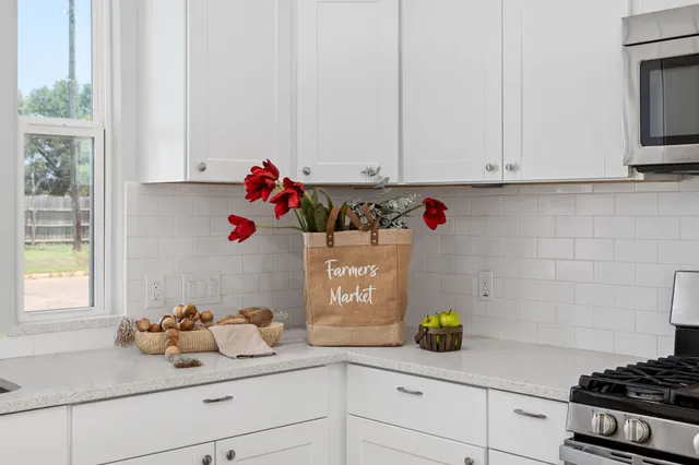 $335,000 | 249 Mc Dade Street, Hempstead, TX 77445