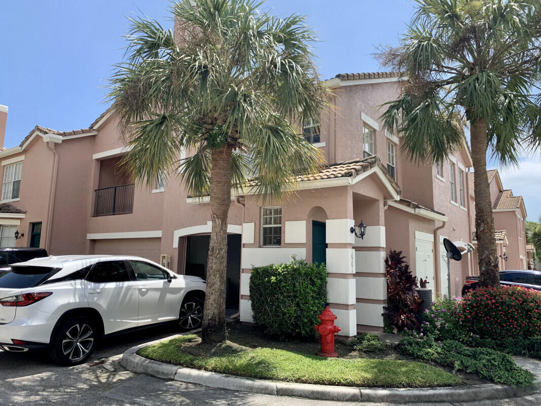 1901 Belmont Place Boynton Beach, FL 33436 - Photo 4 of 20 4