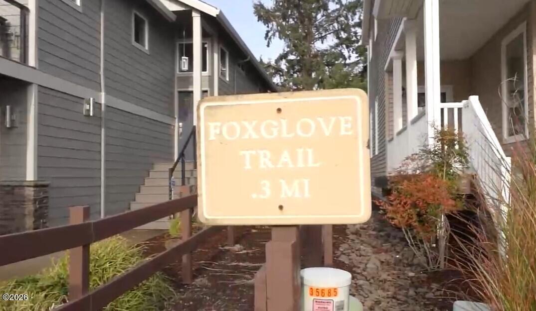 151 Emerald Lane Creswell, OR 97426 - Photo 18 of 23 foxglove trail