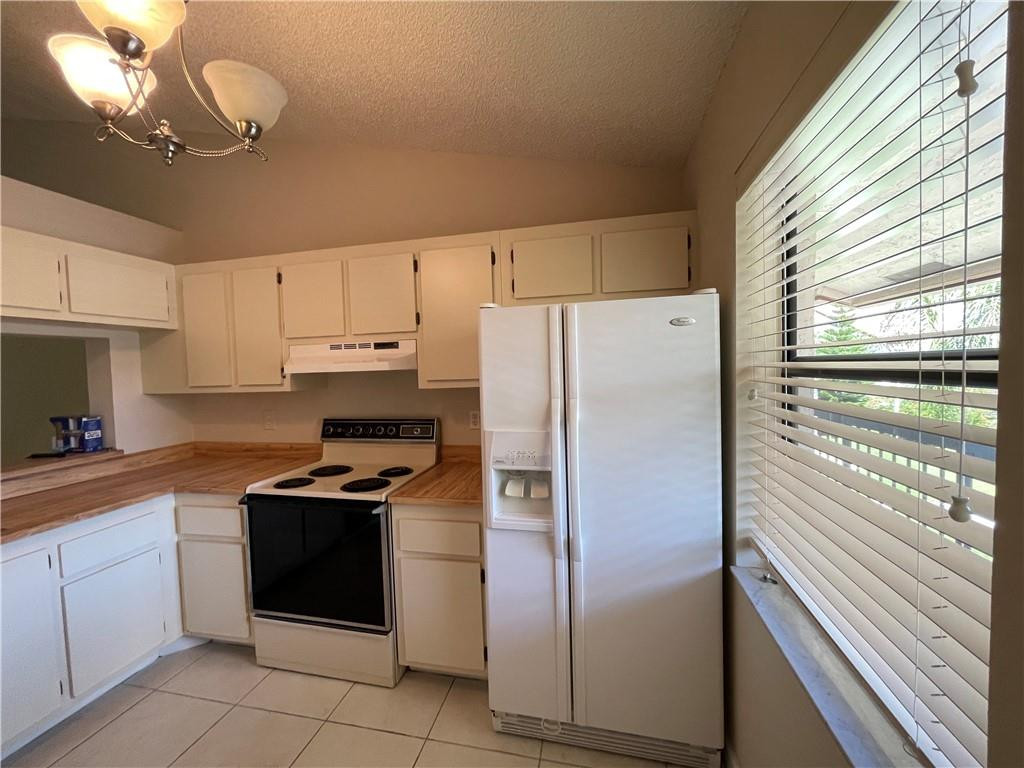 22136 Palms Way, Unit 201 Boca Raton, FL 33433 - Photo 3 of 13 Photo 3