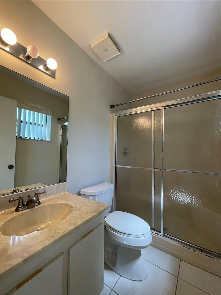 22136 Palms Way, Unit 201 Boca Raton, FL 33433 - Photo 9 of 13 Photo 9