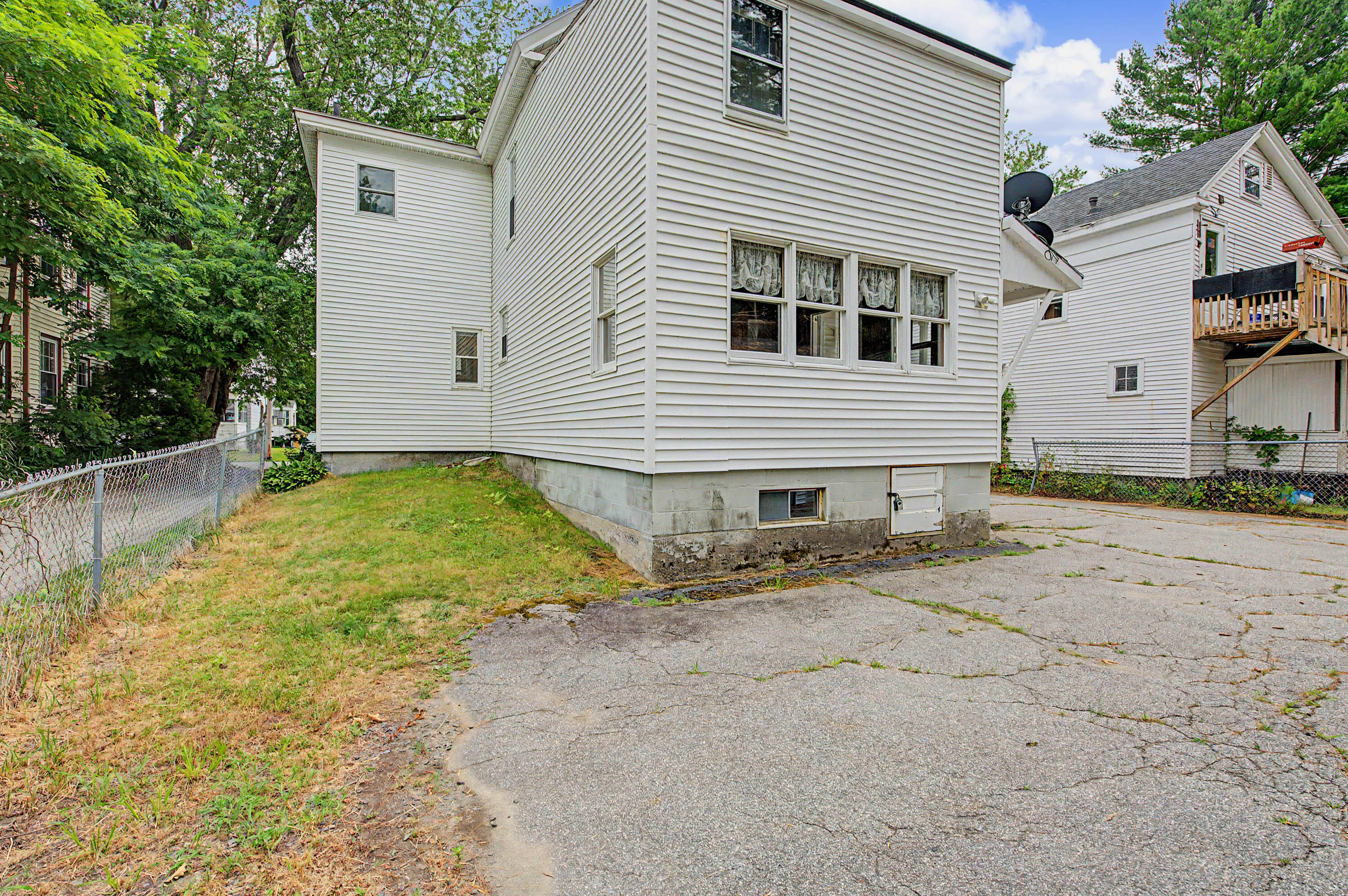 10 Maple Street Augusta, ME 04330 - Photo 5 of 56 pic-5