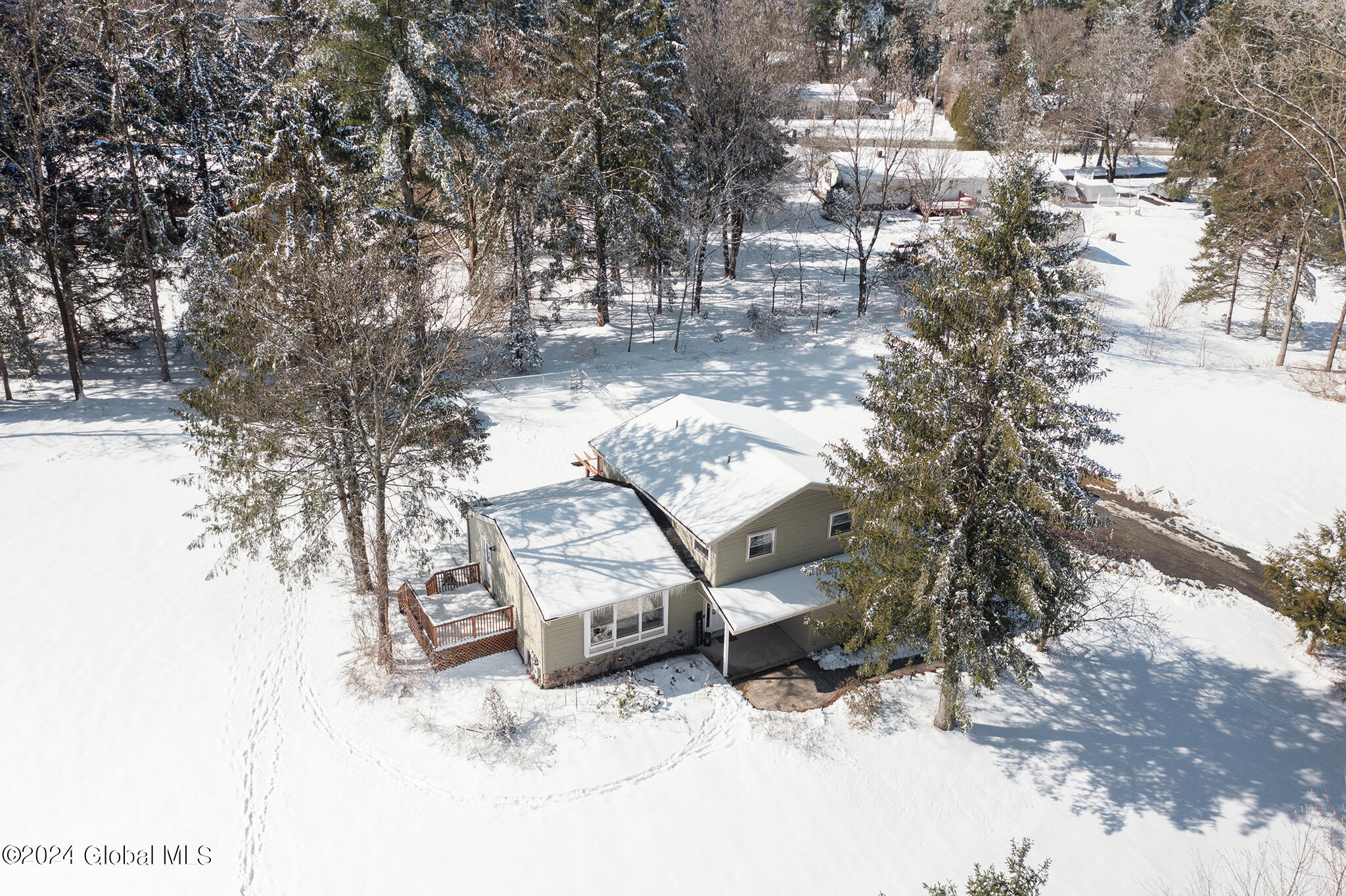 336 Grooms Road Halfmoon, NY 12065 - Photo 16 of 18 Front of house