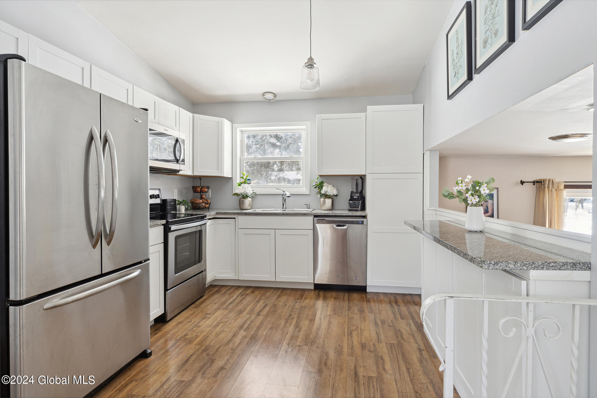 336 Grooms Road Halfmoon, NY 12065 - Photo 6 of 18 FS_LT_032524_0081