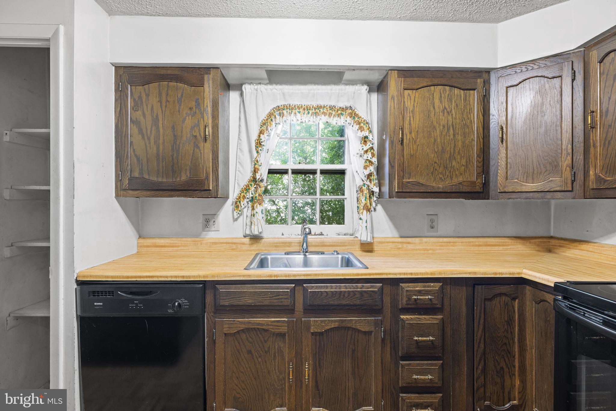 11818 Old Fort Road Fort Washington, MD 20744 - Photo 8 of 23 Gallery Image 8