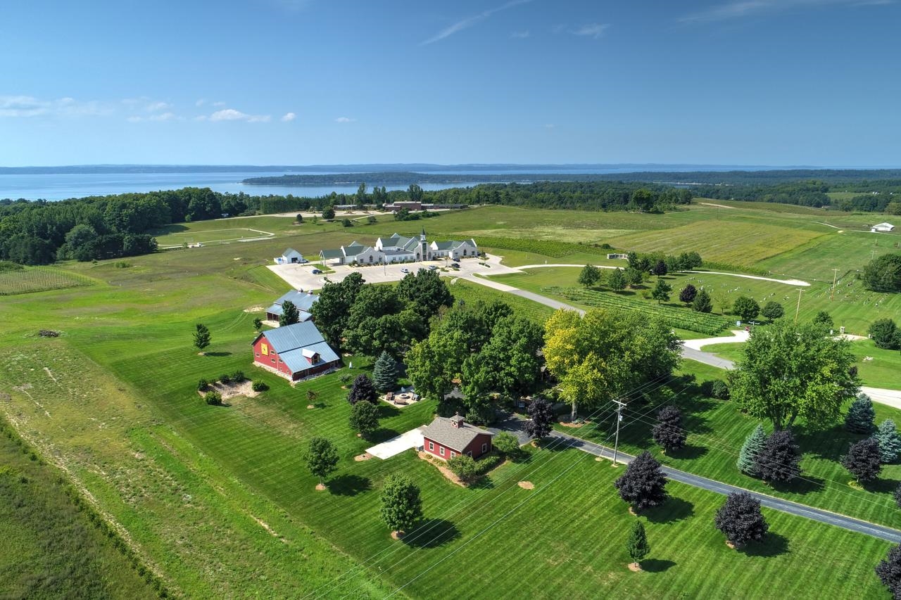 12655 Center Road Traverse City, MI 49686 - Photo 66 of 73