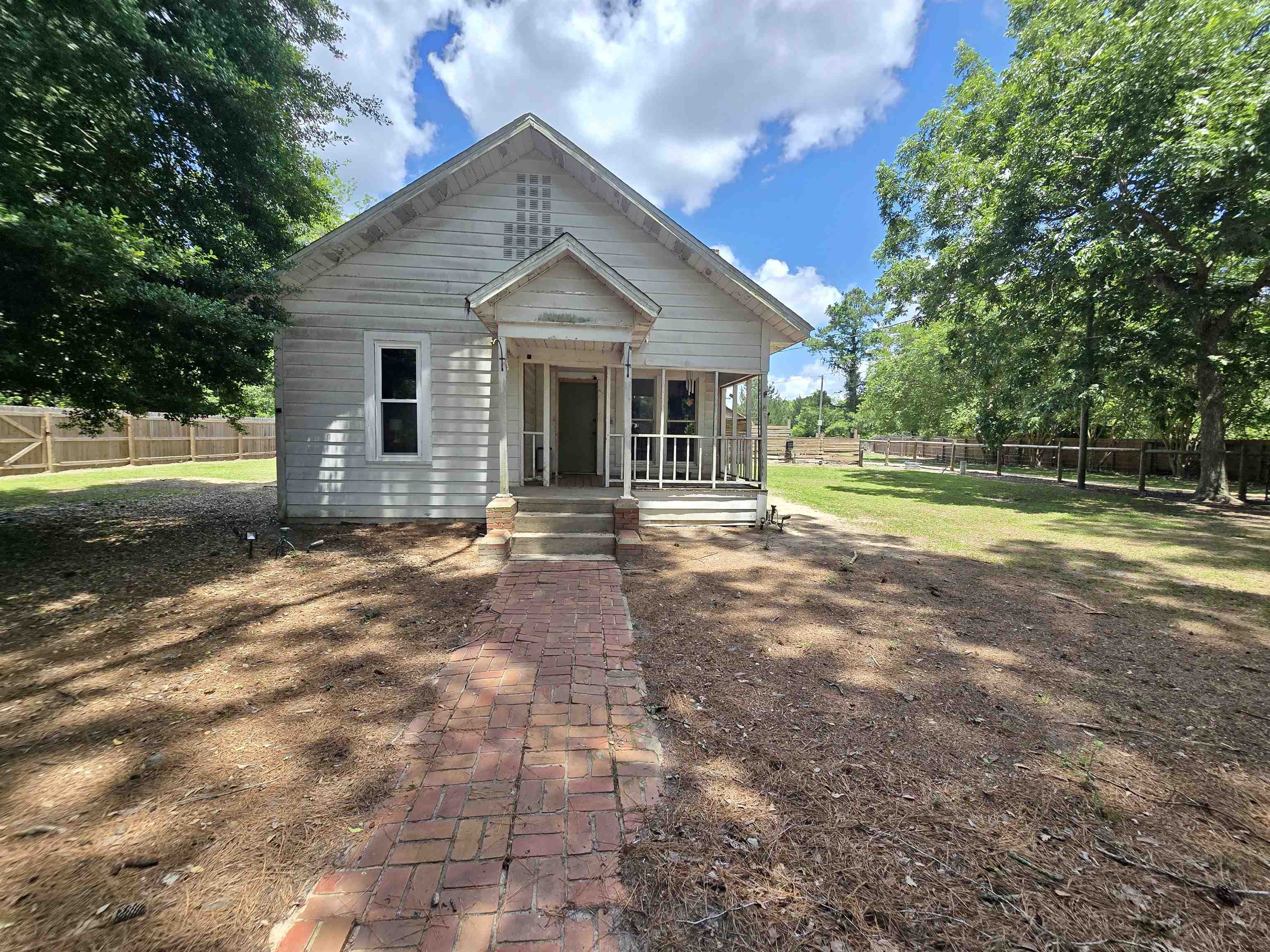 8497 Sycamore Road Greensboro, FL 32351 - Photo 1 of 54