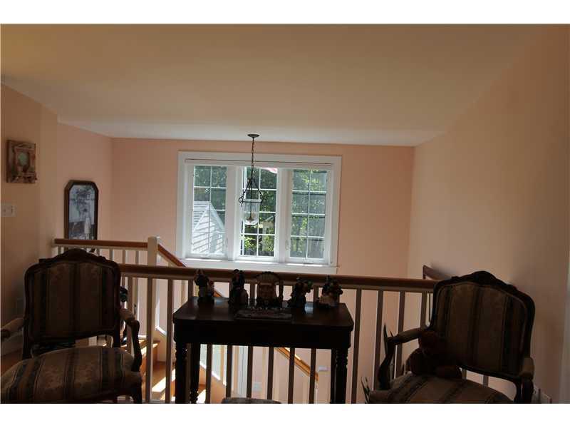 414 Pine Hill Road Cape Neddick, ME 03902 - Photo 9 of 24 Living Room.