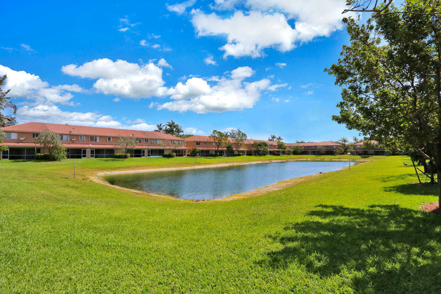 8102 Big Pine Way Riviera Beach, FL 33407 - Photo 24 of 31 8102 Big Pine Way Riviera-large-025-028-
