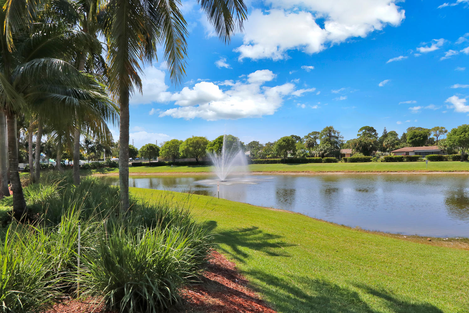 8102 Big Pine Way Riviera Beach, FL 33407 - Photo 30 of 31 8102 Big Pine Way Riviera-large-032-033-