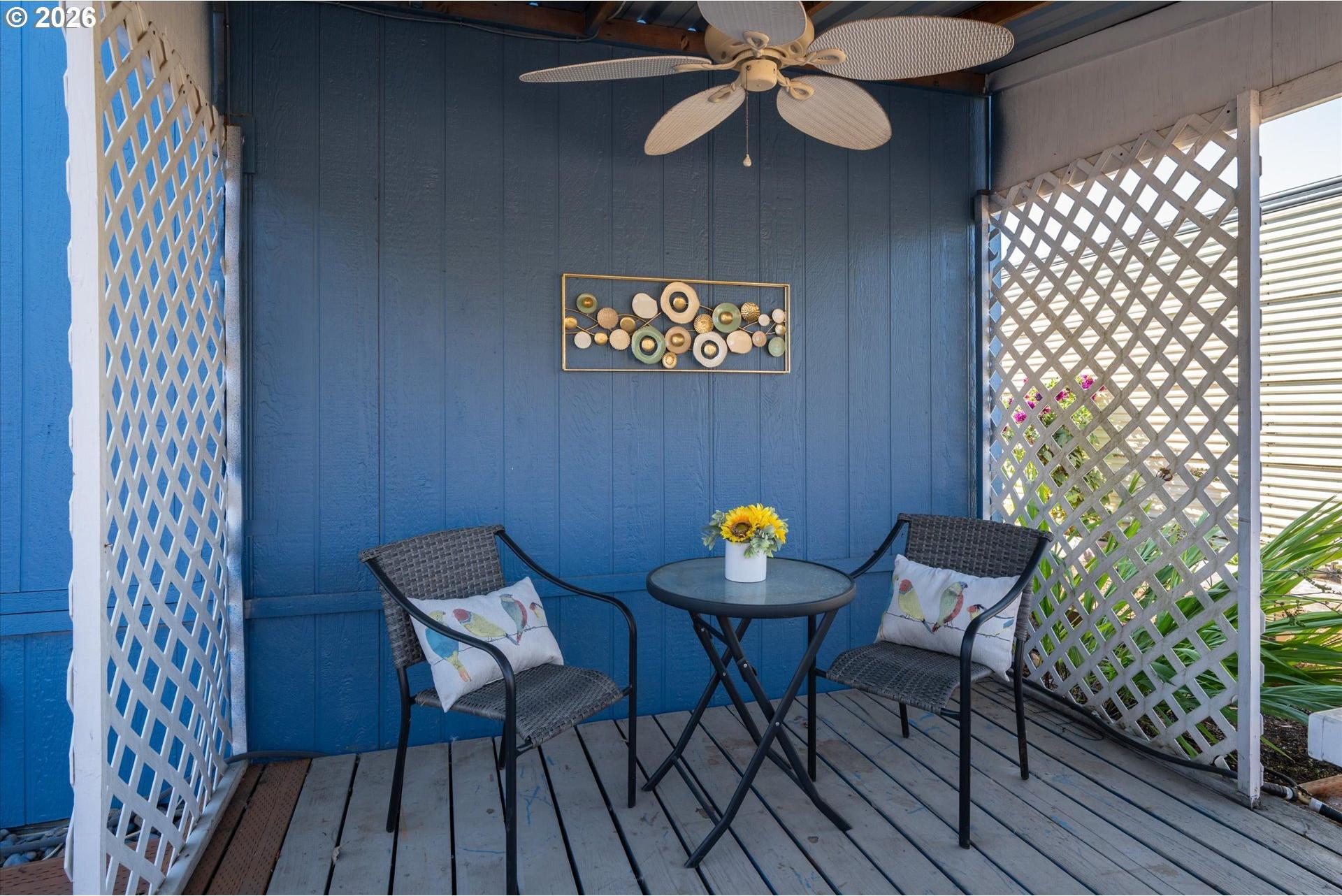 5335 Main Street, Unit 157 Springfield, OR 97478 - Photo 19 of 24 Covered Patio