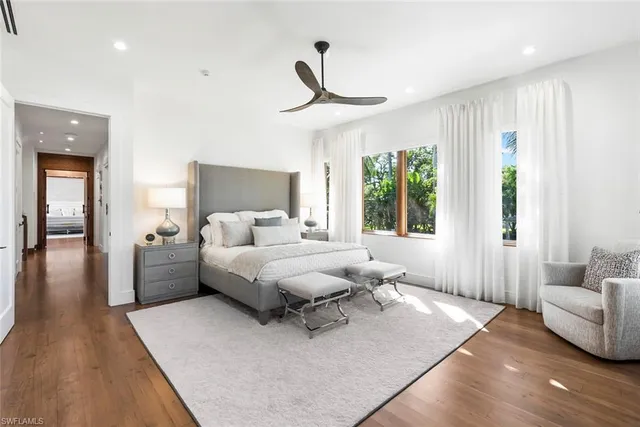 $10,900,000 | 1441 Gulf Shore Boulevard South, Naples, FL 34102