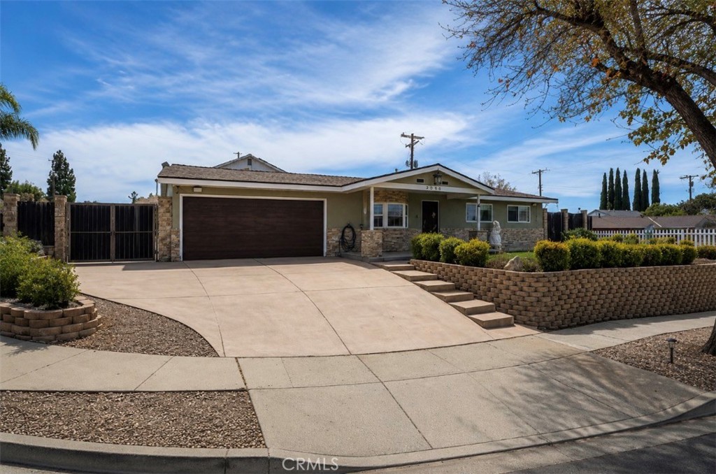 3090 Gardner Street Simi Valley, CA 93065 - Photo 3 of 4