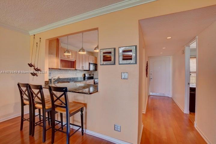 1631 Riverview Road, Unit 604 Deerfield Beach, FL 33441 - Photo 9 of 31 Gallery Image 9