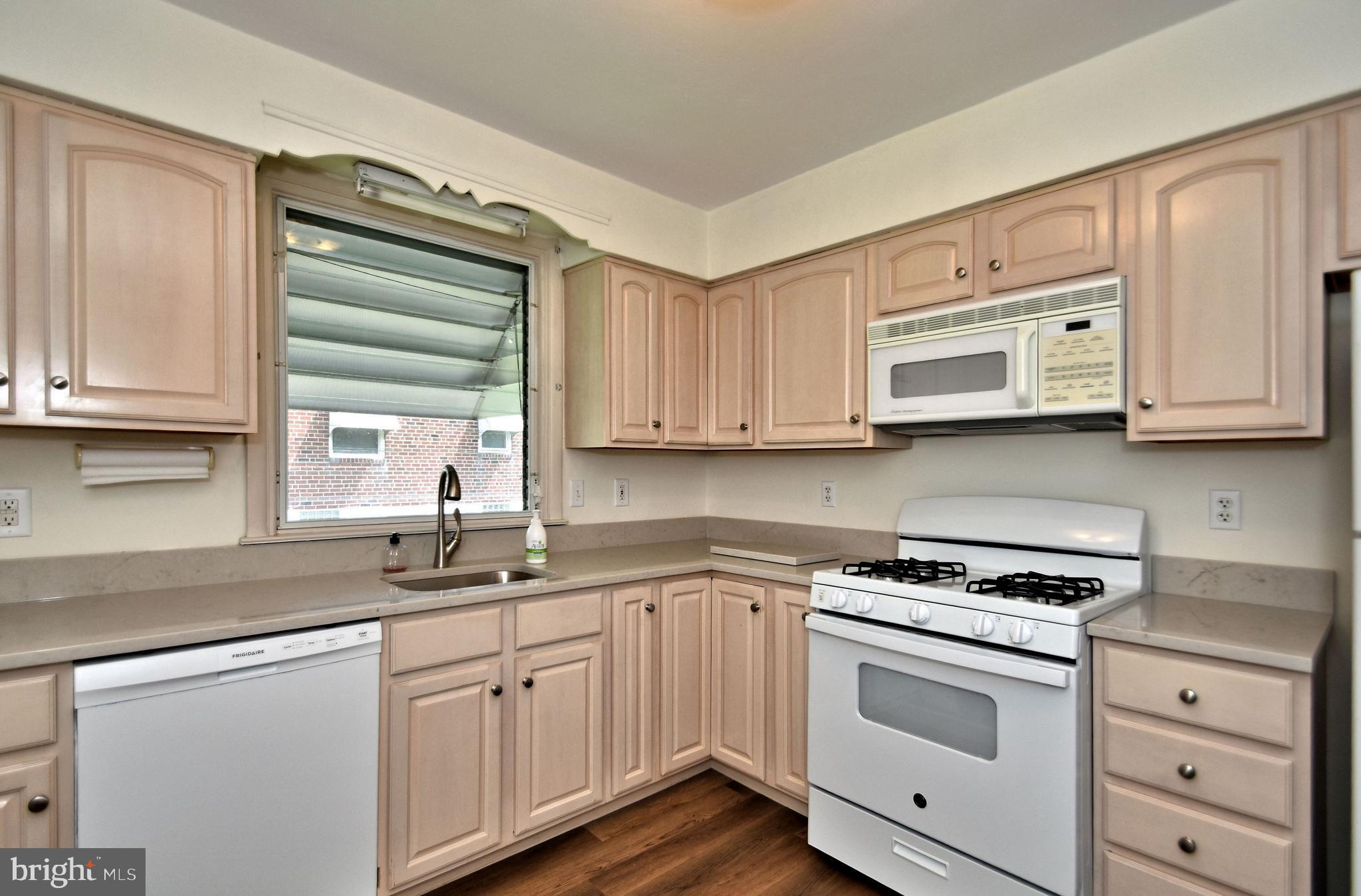 2914 Gelena Road Philadelphia, PA 19152 - Photo 15 of 39 Gallery Image 15