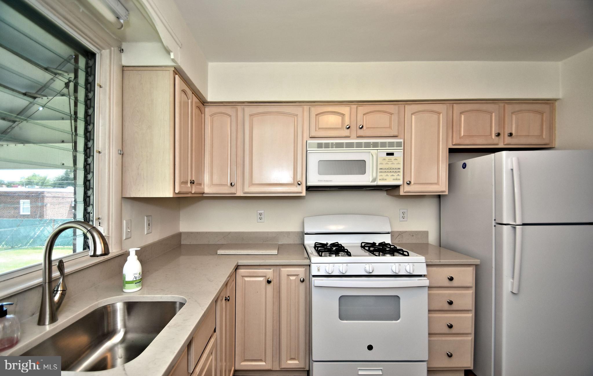2914 Gelena Road Philadelphia, PA 19152 - Photo 17 of 39 Gallery Image 17