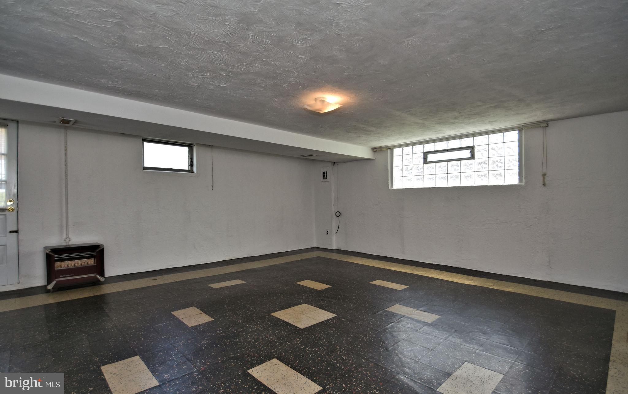 2914 Gelena Road Philadelphia, PA 19152 - Photo 27 of 39 Gallery Image 27