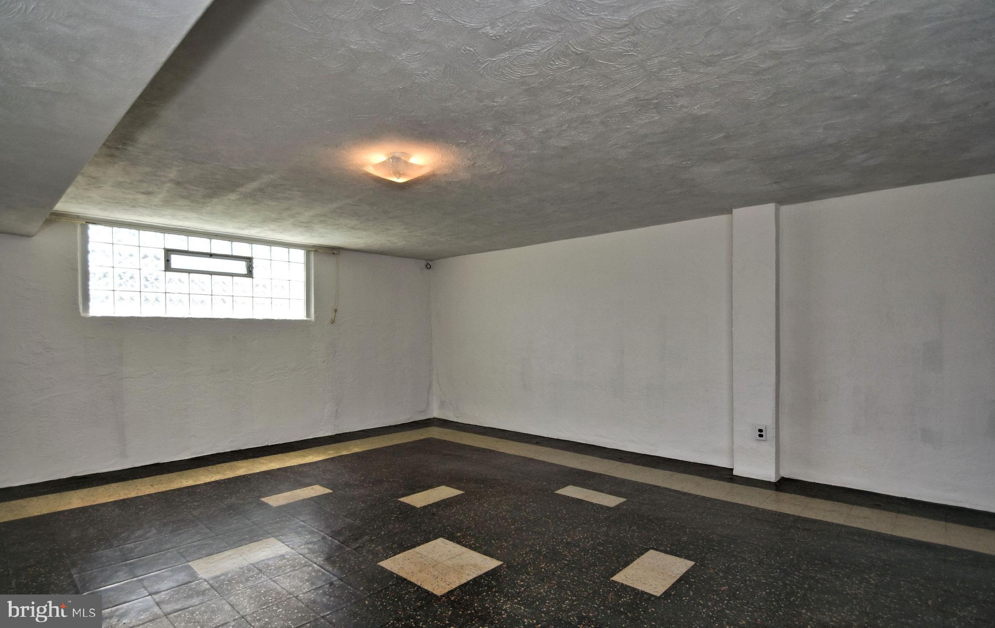 2914 Gelena Road Philadelphia, PA 19152 - Photo 29 of 39 Gallery Image 29