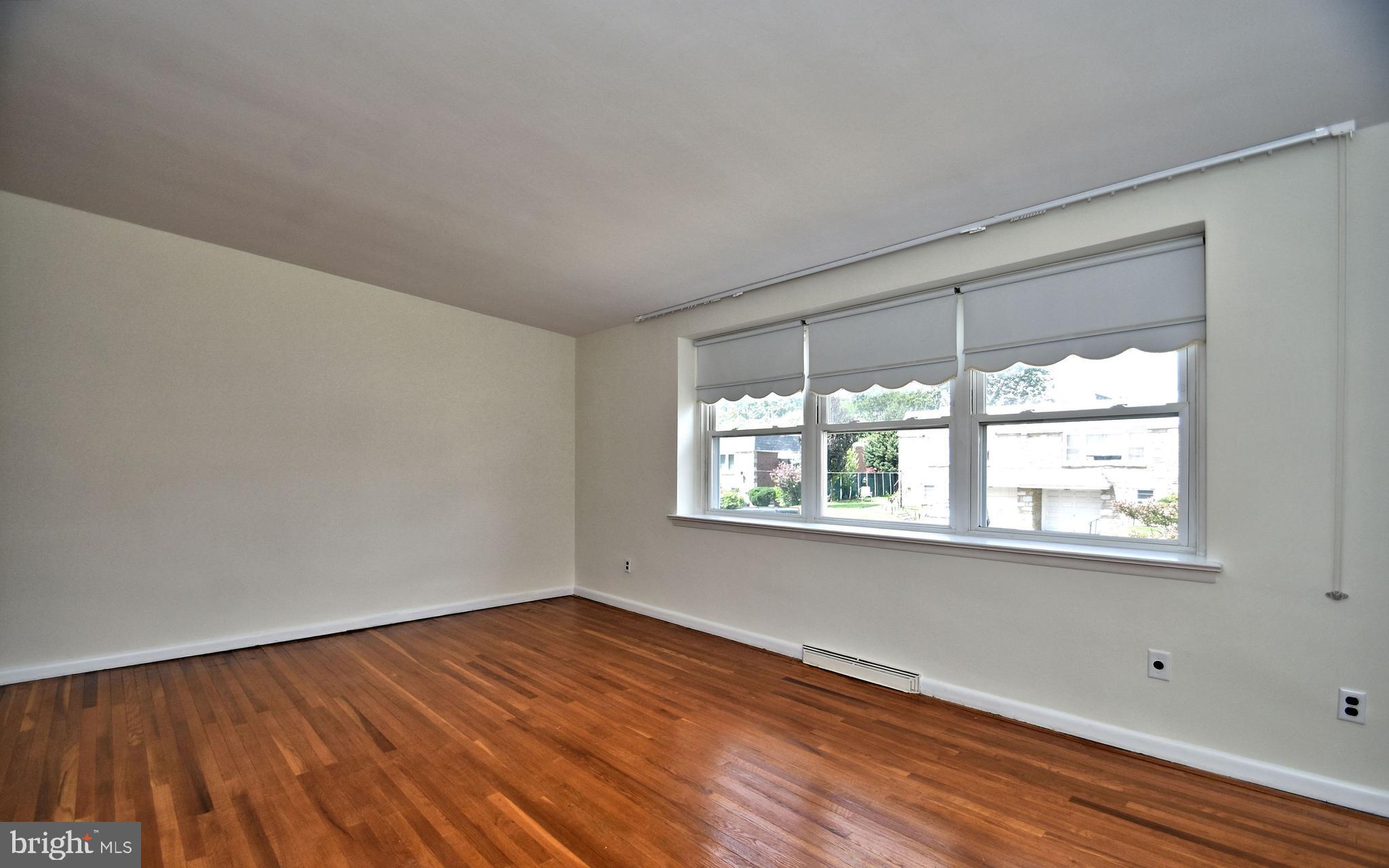 2914 Gelena Road Philadelphia, PA 19152 - Photo 7 of 39 Gallery Image 7