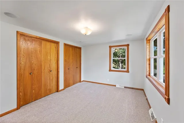 $385,000 | 6319 Sherwood Lane, Merriam, KS 66203