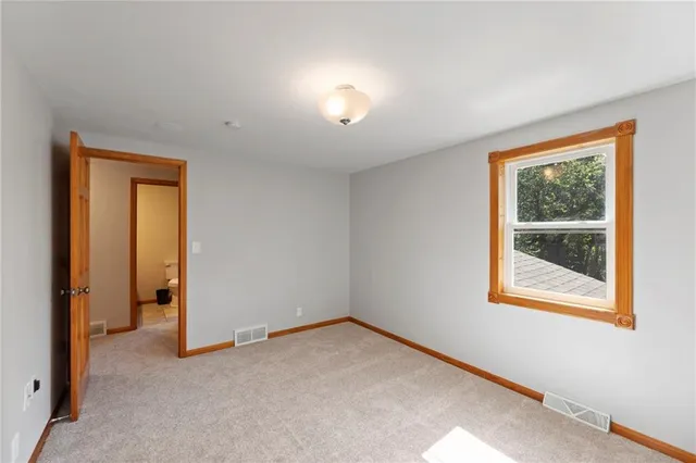 $385,000 | 6319 Sherwood Lane, Merriam, KS 66203