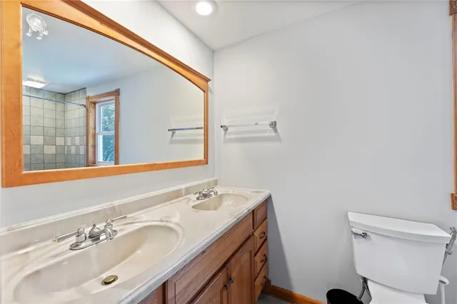 $385,000 | 6319 Sherwood Lane, Merriam, KS 66203