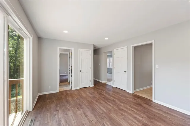 $385,000 | 6319 Sherwood Lane, Merriam, KS 66203