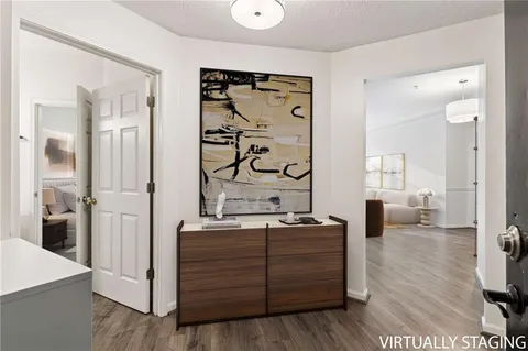 $315,000 | 5559 Glenridge Drive, Unit 1110, Sandy Springs, GA 30342