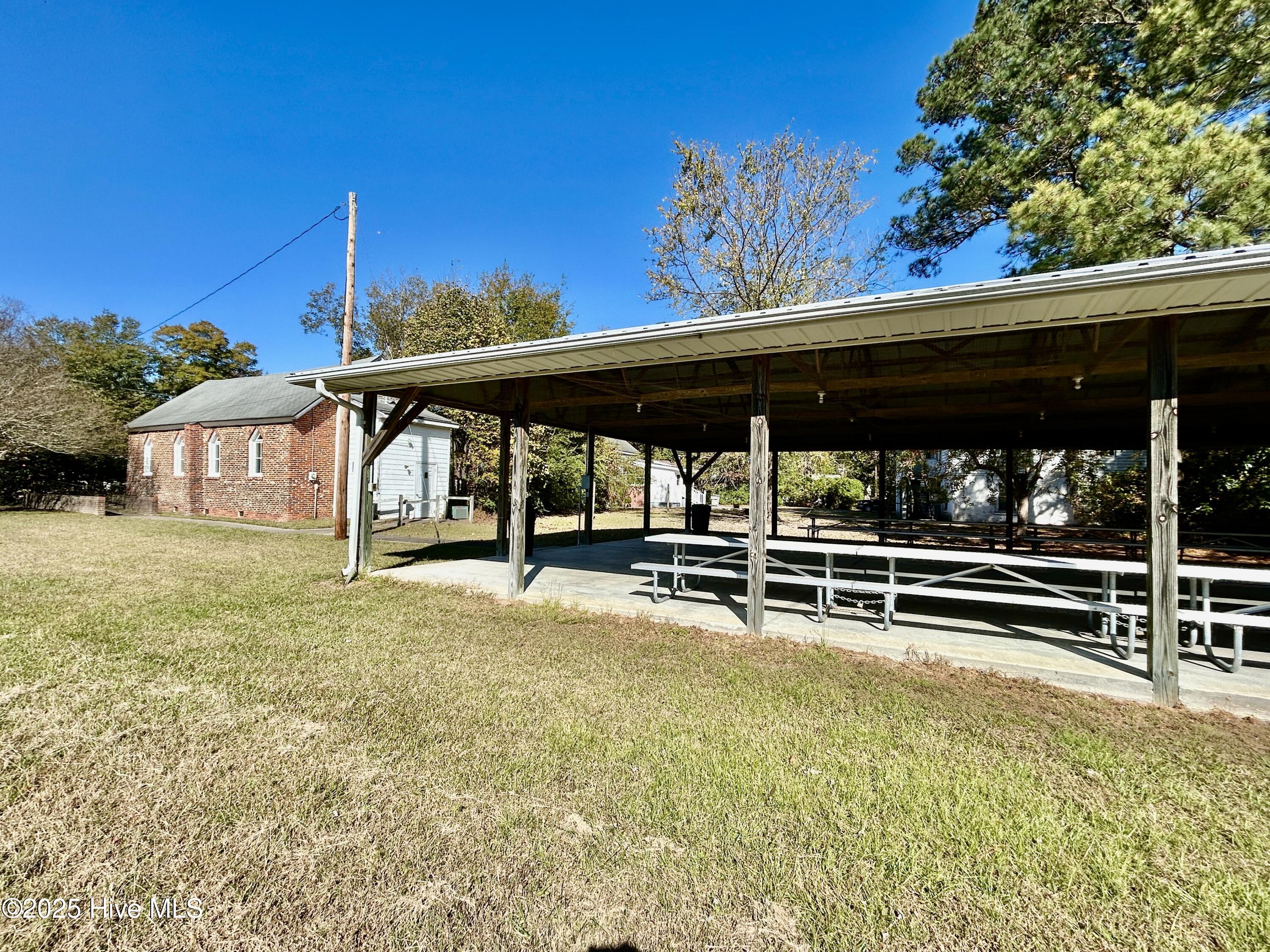 1715 Main Street Scotland Neck, NC 27874 - Photo 19 of 37 detached shelter