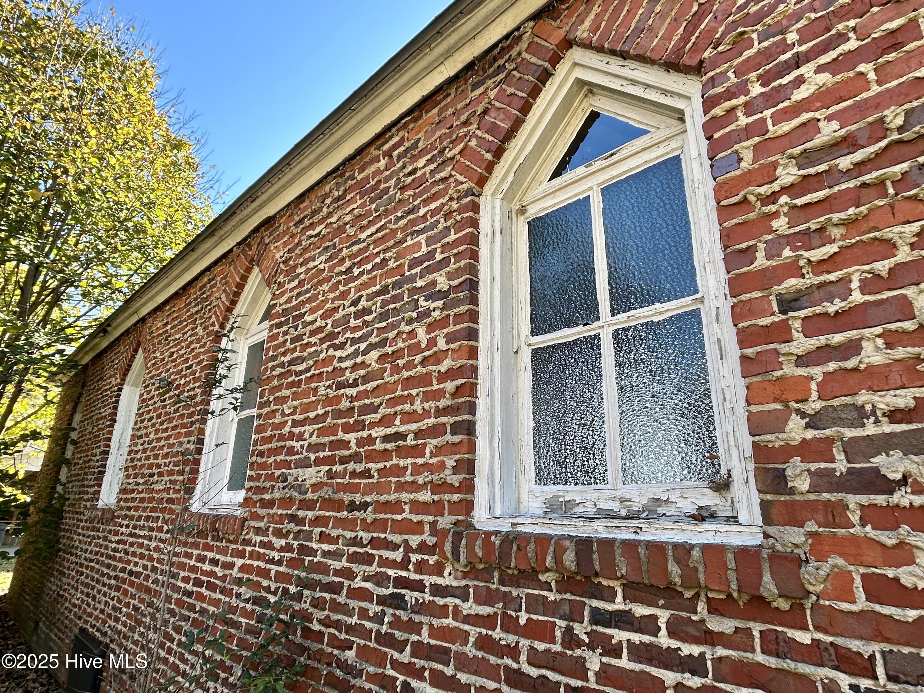 1715 Main Street Scotland Neck, NC 27874 - Photo 7 of 37 1715 Main St, Scotland Neck NC 27874