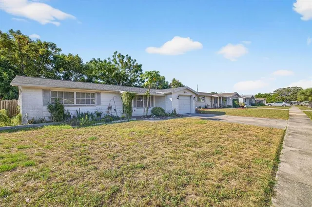 $219,000 | 5352 Mosaic Drive, Holiday, FL 34690