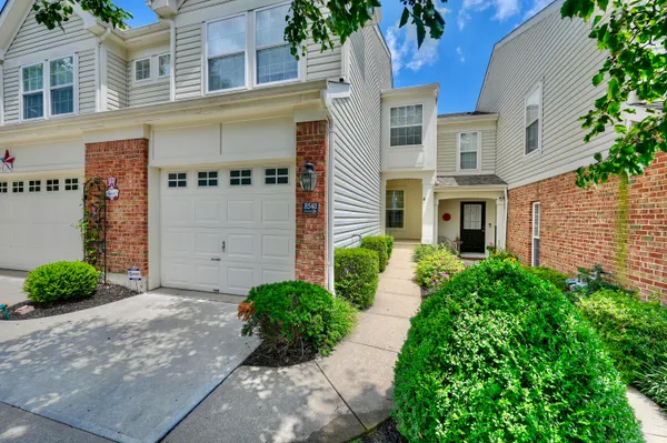 $300,000 | 8540 Wiltshire Way, Florence, KY 41042