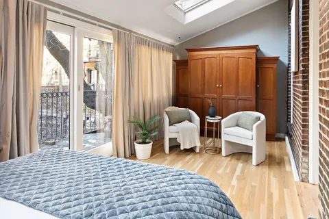 $989,000 | 501 Shawmut Avenue, Unit 2, Boston, MA 02118