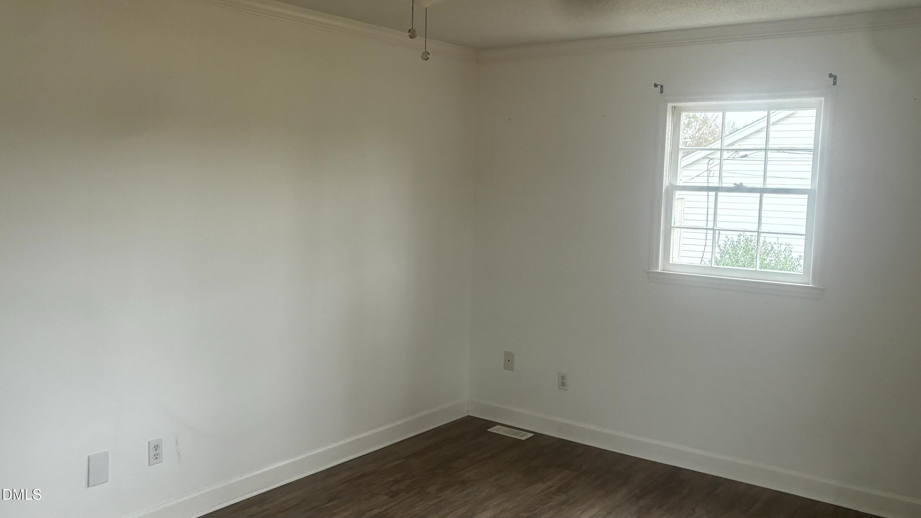 635 Keck Road Haw River, NC 27258 - Photo 7 of 27 IMG_6845