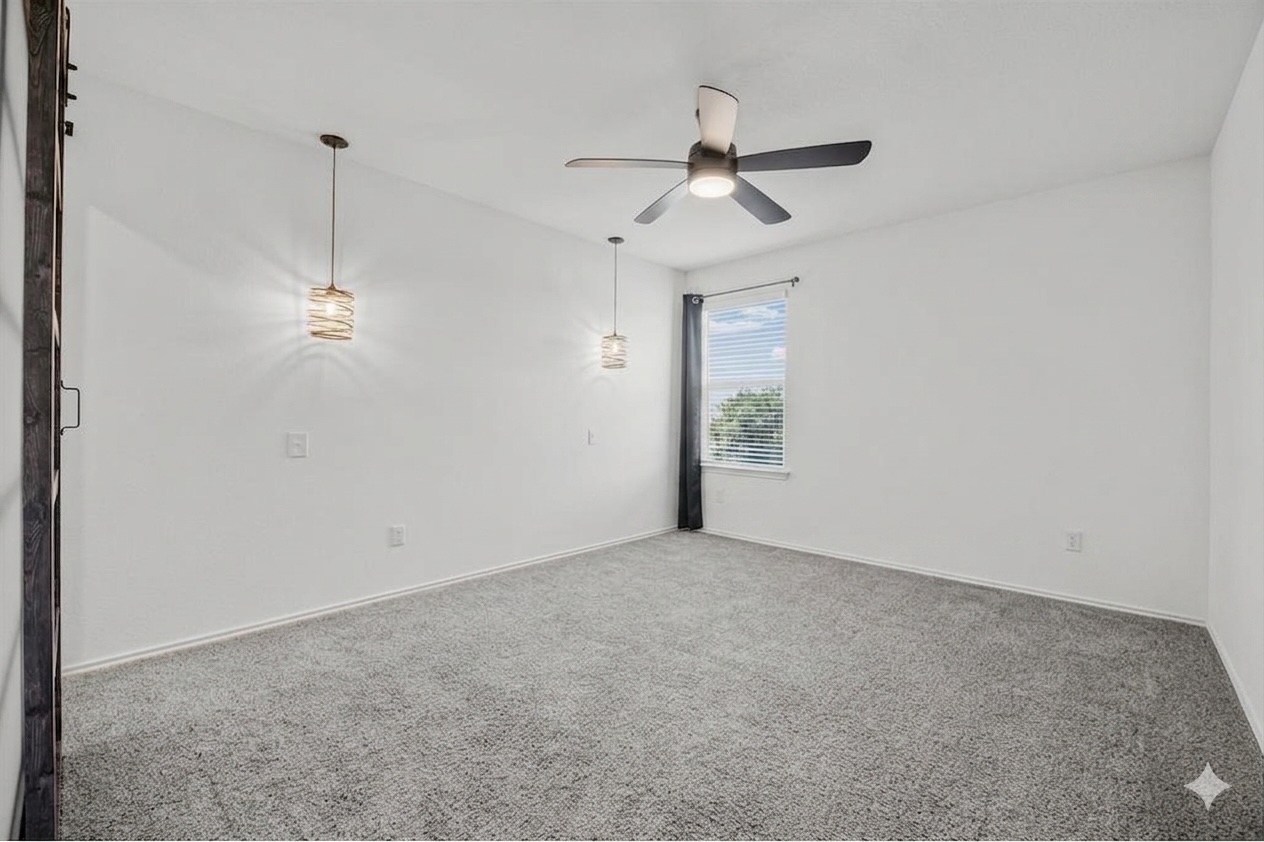 432 Clear Springs Road Georgetown, TX 78628 - Photo 20 of 35 Bedroom 4 with walk-in-closet