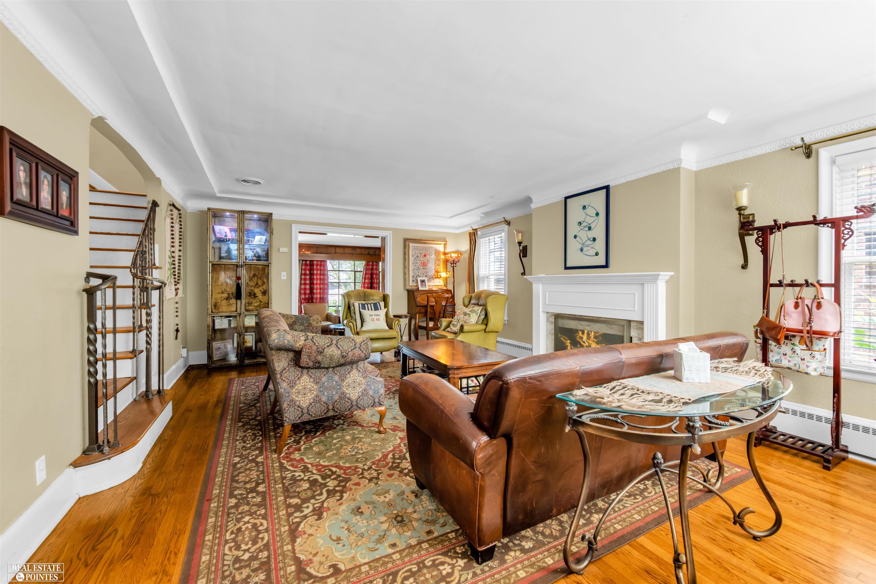 1346 Bishop Road Grosse Pointe Park, MI 48230 - Photo 5 of 31