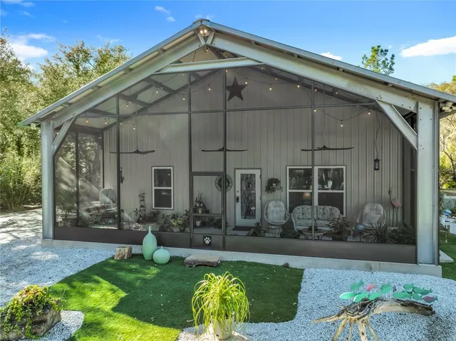 $575,000 | 1825 Pams Way, Geneva, FL 32732