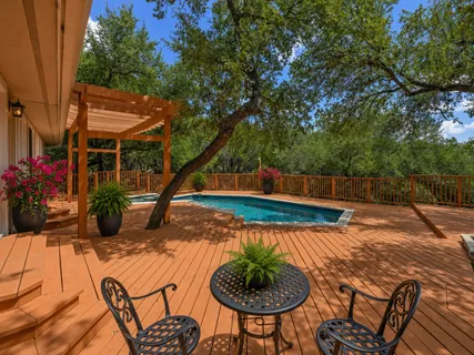 $739,900 | 224 Hurst Creek Road, Lakeway, TX 78734