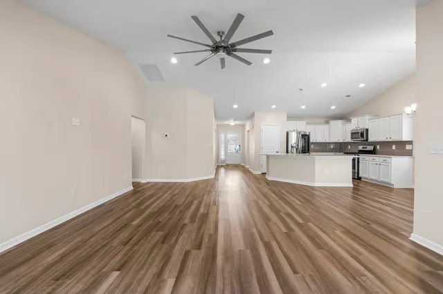 $429,900 | 3725 Park Pointe Avenue, Little River, SC 29566