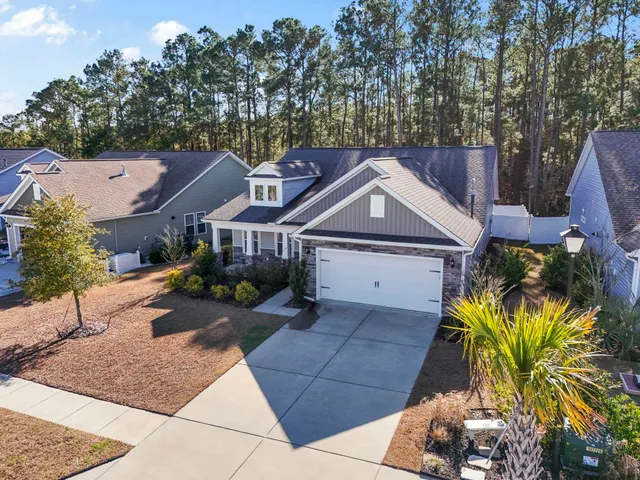 $429,900 | 3725 Park Pointe Avenue, Little River, SC 29566
