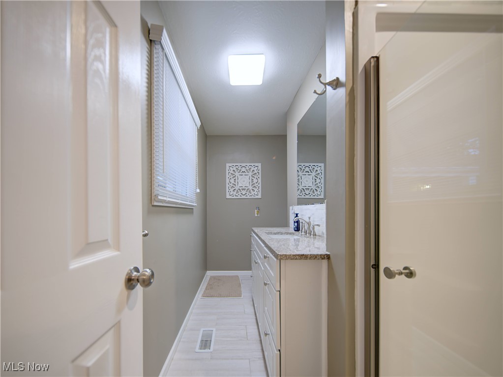 14447 Caves Road Novelty, OH 44072 - Photo 27 of 42 Gallery Image 27