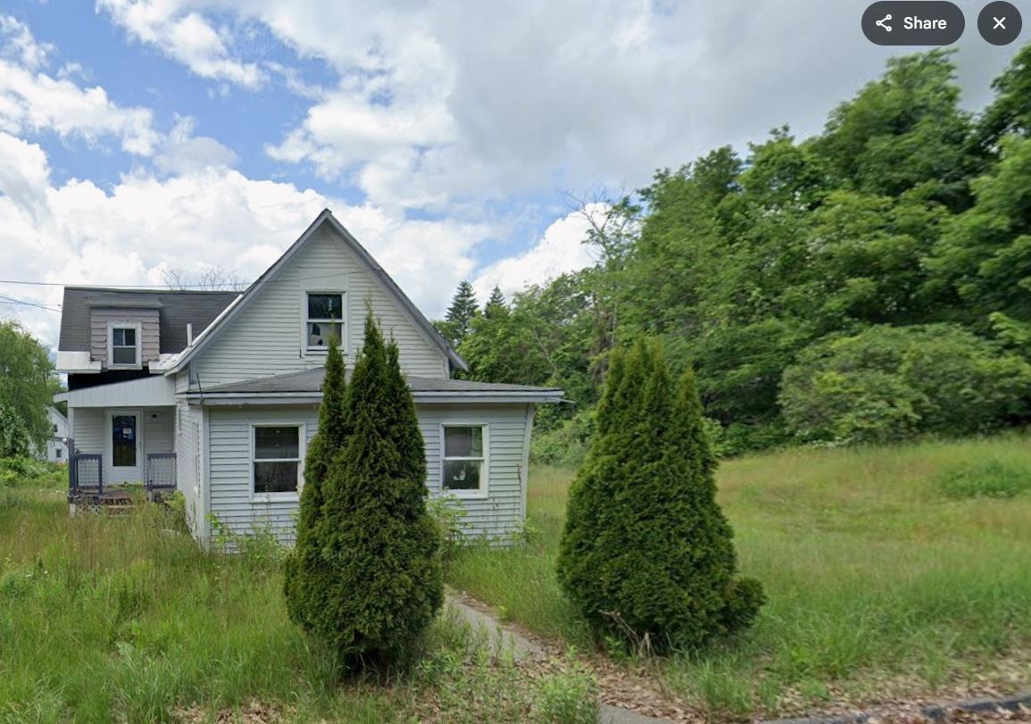72 Chestnut Street Franklin, NH 03235 - Photo 2 of 3
