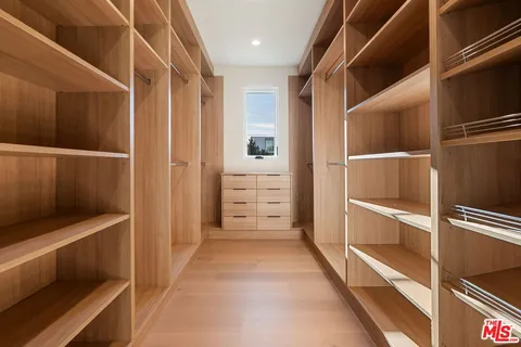 $3,995,000 | 3662 Stoner Avenue, Los Angeles, CA 90066
