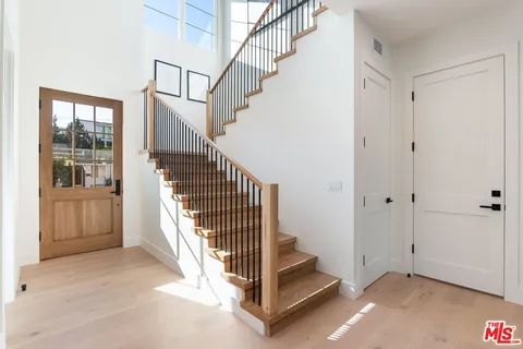 $3,995,000 | 3662 Stoner Avenue, Los Angeles, CA 90066