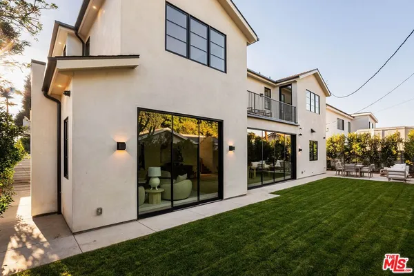 $3,995,000 | 3662 Stoner Avenue, Los Angeles, CA 90066