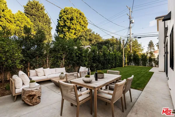 $3,995,000 | 3662 Stoner Avenue, Los Angeles, CA 90066
