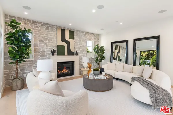 $3,995,000 | 3662 Stoner Avenue, Los Angeles, CA 90066