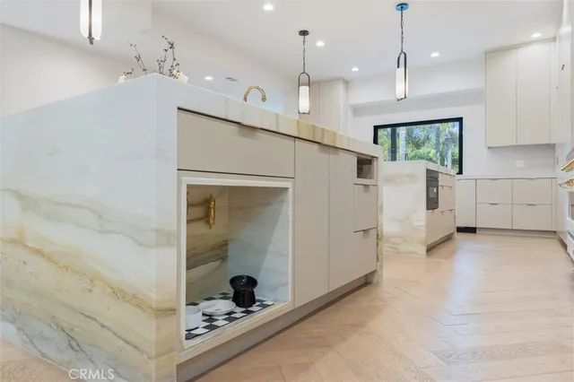 $27,000 | 17437 Oak Creek Court, Encino, CA 91316