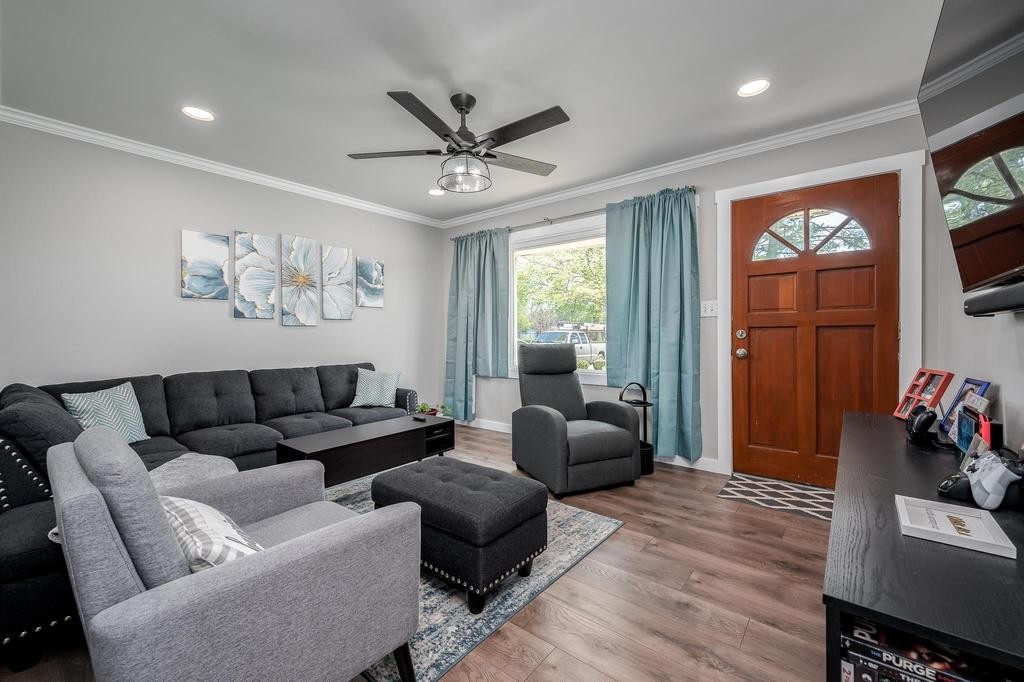 334 Beechcroft Road Spring Hill, TN 37174 - Photo 2 of 22 Gallery Image 2