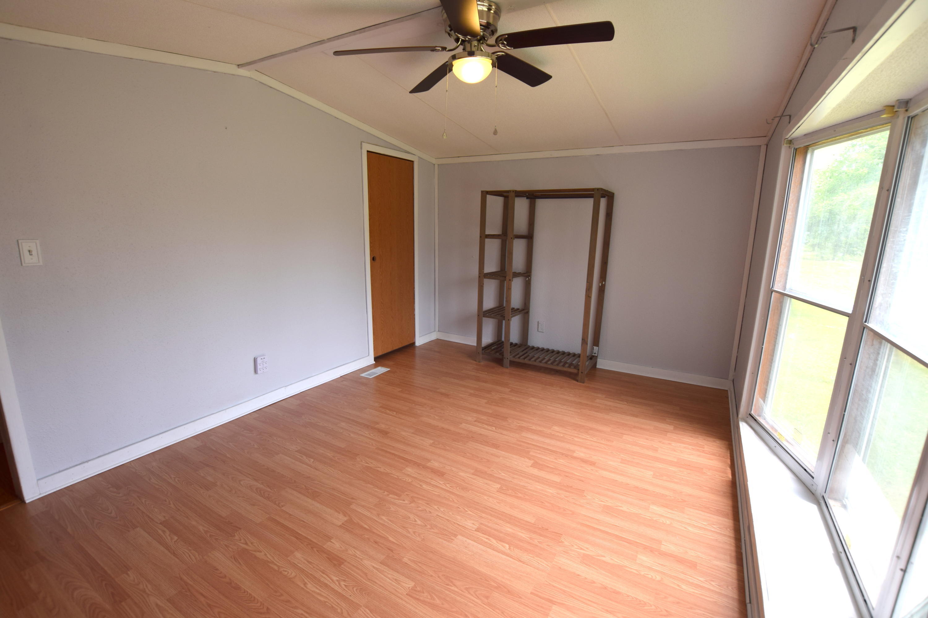 3940 Sparrow Road Cottondale, FL 32431 - Photo 10 of 15